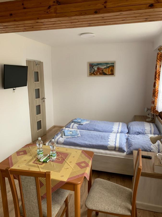 Privat Zelezny Brod Apartment Exterior foto